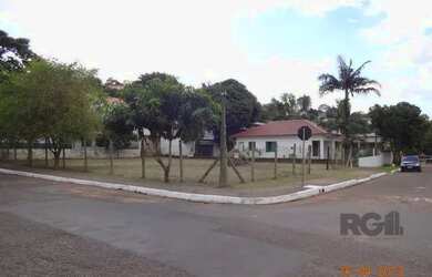 Imagem: O terreno possui 510m² de Área, Imóvel novo e está localizado