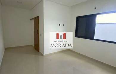 Imagem: A casa em condomínio possui 3 Dormitórios, 3 Banheiros, 1