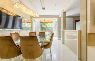 Imagem 1: Casa em Condomínio á Venda por R$ 880.000,00 228m - Bairro Santa Tereza...