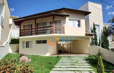 Imagem: A casa em condomínio possui 3 Dormitórios, 4 Banheiros, 4