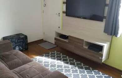 Imagem: O apartamento possui 2 Dormitórios, 1 Banheiro, 1 Vaga na garagem