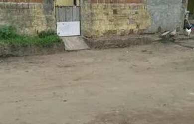 Imagem: A casa possui 2 Dormitórios, 2 Banheiros e está localizado