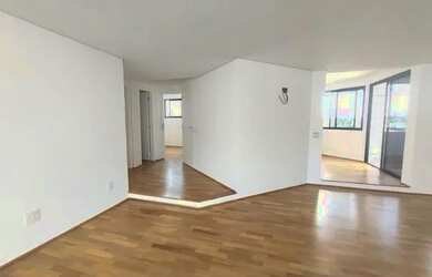 Imagem: O apartamento possui 4 Dormitórios, 4 Banheiros, 3 Vagas na