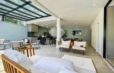 Imagem 6: Condomínio Art Life - Casa de Esquina, recém construída, acabamentos...