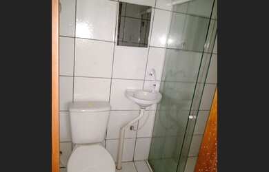 Imagem: A casa possui 2 Dormitórios, 1 Banheiro e 6m² de Área e está