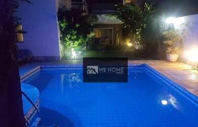 Imagem: A casa em condomínio possui 4 Dormitórios, 4 Banheiros, 4