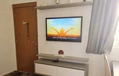 Imagem: O apartamento possui 2 Dormitórios, 1 Banheiro, 1 Vaga na garagem