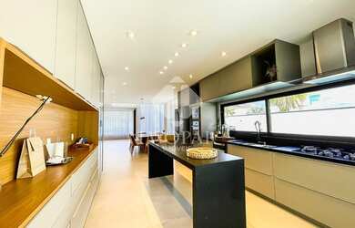 Imagem 8: Condomínio Art Life - Casa de Esquina, recém construída, acabamentos...