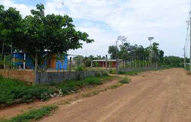 Imagem: O terreno possui 300m² de Área e está localizado em São