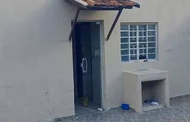 Imagem 1: Sobtado. 300m² de Área, 2 Vagas na garageme4 Dormitórios