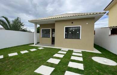 Imagem: A casa em condomínio possui 3 Dormitórios, 2 Banheiros, 2