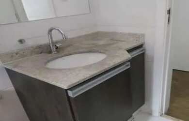 Imagem 2: Apartamento para venda possui 83 metros quadrados com 2 quartos em Centro...