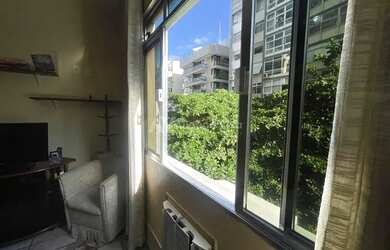 Imagem: A kitnet possui 1 Dormitório, 1 Banheiro, 33m² de Área, Imóvel