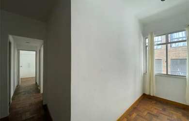 Imagem 1: Oportunidade! Apartamento no Centro da cidade, 2 quartos (suíte) elevador, garagem coberta