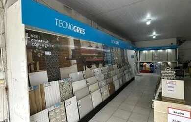 Imagem 4: Vendo Salão Comercial 375m² na Fazenda Grande do Retiro, 2 Banheiros,...