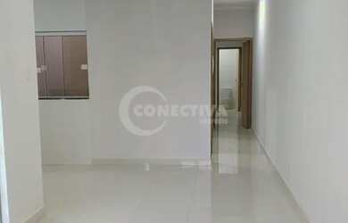 Imagem: A casa possui 2 Dormitórios, 2 Banheiros, 1 Vaga na garagem