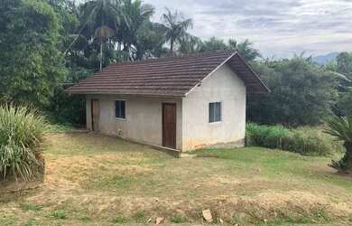 Imagem: Aluga se casa Jaraguá 99 próximo a malwee matriz barra do