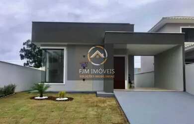 Imagem: A casa em condomínio possui 2 Dormitórios, 2 Banheiros, 1