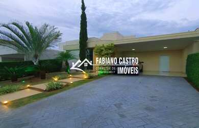 Imagem: A casa em condomínio possui 3 Dormitórios, 4 Banheiros, 4