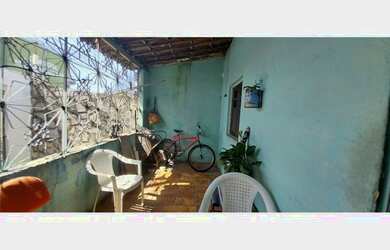 Imagem: A casa possui 5 Dormitórios, 4 Banheiros e 170m² de Área