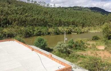 Imagem: A chácara possui 1.600m² de Área e está localizado em Esplanada