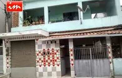 Imagem: A casa possui 2 Dormitórios, 1 Banheiro, 1 Vaga na garagem