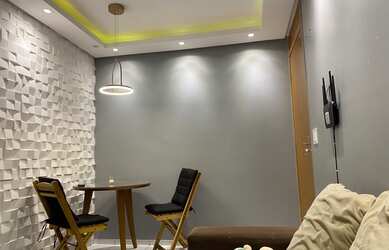 Imagem: O apartamento possui 2 Dormitórios, 1 Banheiro, 1 Vaga na garagem