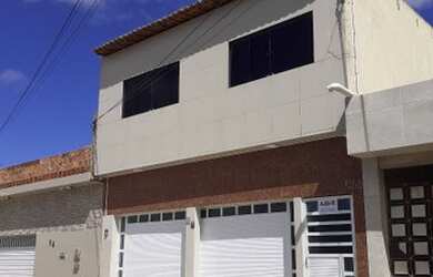 Imagem: O apartamento para alugar possui 2 Dormitórios e 2 Banheiros