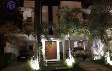 Imagem: A casa em condomínio possui 3 Dormitórios, 4 Banheiros, 4