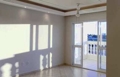 Imagem: O apartamento possui 2 Dormitórios, 2 Banheiros, 2 Vagas na