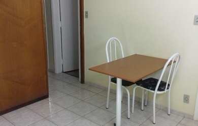 Imagem: O apartamento possui 1 Dormitório, 1 Banheiro, 35m² de Área