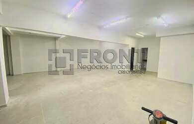 Imagem: O depósito possui 122m² de Área e está localizado em Centro