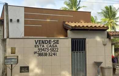 Imagem: A casa possui 2 Dormitórios e 1 Banheiro e está localizado