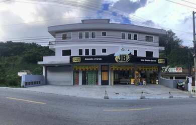 Imagem: O depósito possui 58m² de Área e está localizado em Bom