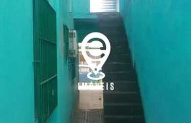 Imagem: A casa possui 5 Dormitórios, 3 Banheiros, 2 Vagas na garagem