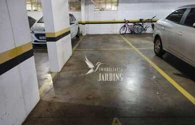 Imagem: O apartamento possui 3 Dormitórios, 2 Banheiros, 2 Vagas na