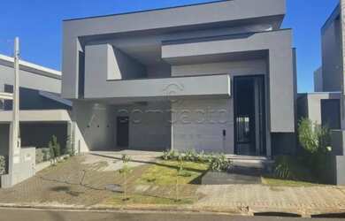 Imagem: A casa em condomínio possui 3 Dormitórios, 4 Banheiros, 2