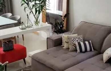 Imagem: A casa possui 3 Dormitórios, 5 Banheiros, 2 Vagas na garagem