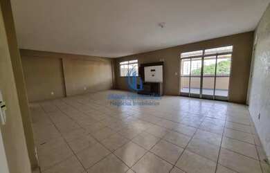 Imagem: O apartamento possui 4 Dormitórios, 5 Banheiros, 1 Vaga na