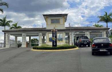 Imagem: O terreno possui 352m² de Área e está localizado em Bragança