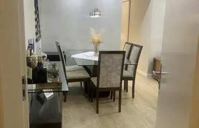 Imagem: O apartamento possui 3 Dormitórios, 1 Banheiro, 1 Vaga na garagem