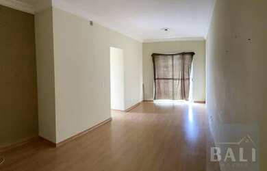 Imagem: O apartamento possui 2 Dormitórios, 2 Banheiros, 2 Vagas na