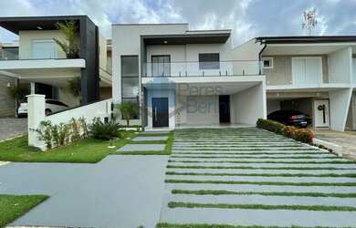 Imagem: A casa possui 3 Dormitórios, 4 Banheiros, 4 Vagas na garagem