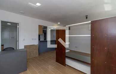 Imagem: O studio possui 1 Dormitório, 1 Banheiro, 2 Vagas na garagem