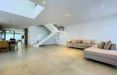 Imagem 11: Condomínio Art Life - Casa de Esquina, recém construída, acabamentos...