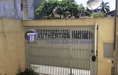 Imagem: A casa possui 2 Dormitórios, 1 Banheiro, 1 Vaga na garagem