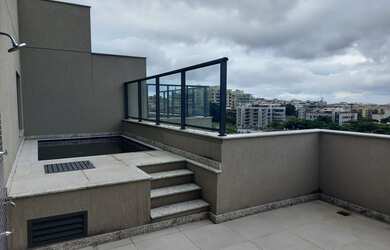 Imagem: O apartamento na cobertura possui 3 Dormitórios, 3 Banheiros