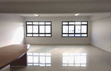 Imagem: O depósito possui 60m² de Área e está localizado em Centro