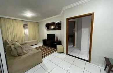 Imagem: A casa possui 2 Dormitórios, 2 Banheiros, 1 Vaga na garagem