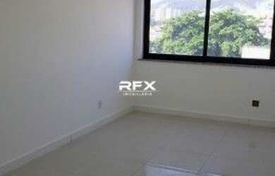 Imagem: O depósito possui 1 Vaga na garagem, 25m² de Área e está